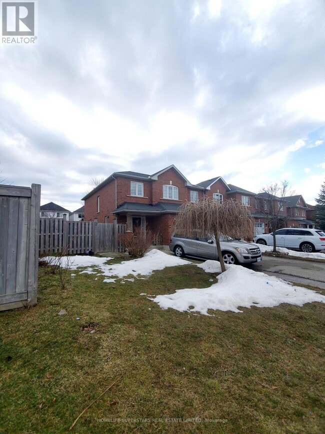 6096 Windfleet Cres in Mississauga, ON - Building Photo - Building Photo