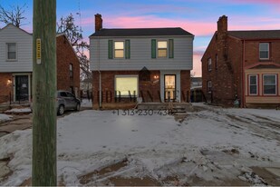 3095 Ewald Cir in Detroit, MI - Building Photo