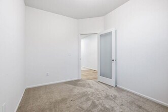 5744 N Jebel Wy in Aurora, CO - Building Photo - Building Photo