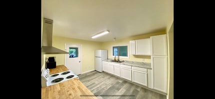 620 Meadow Ln in Brookings, OR - Building Photo - Building Photo