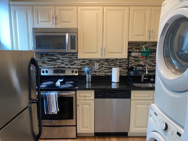 1878 Beacon St, Unit 2 in Brookline, MA - Foto de edificio - Building Photo