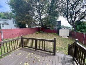 427 Mosley Dr in Syracuse, NY - Building Photo - Building Photo