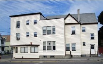 135 James St in Utica, NY - Foto de edificio