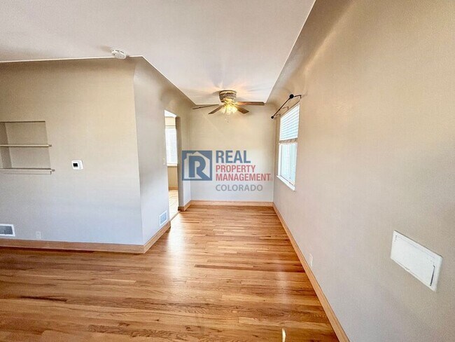 2474 S Ogden St in Denver, CO - Building Photo - Building Photo