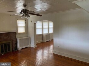 6 W Hoffman Ave in Cherry Hill Township, NJ - Building Photo - Building Photo