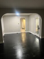 738 N Chester Ave in Indianapolis, IN - Building Photo