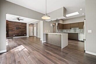 5 Wellesley Pl in Chapel Hill, NC - Building Photo - Building Photo