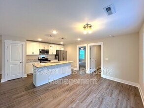 2546 Hemphill St in Charlotte, NC - Building Photo - Building Photo