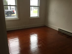 213 N Arch St, Unit First floor in Mechanicsburg, PA - Building Photo - Building Photo