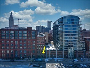 635 W Lakeside Ave, Unit 100 A1 in Cleveland, OH - Building Photo - Building Photo