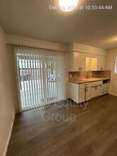 2012 S County Center Dr in Visalia, CA - Building Photo - Building Photo