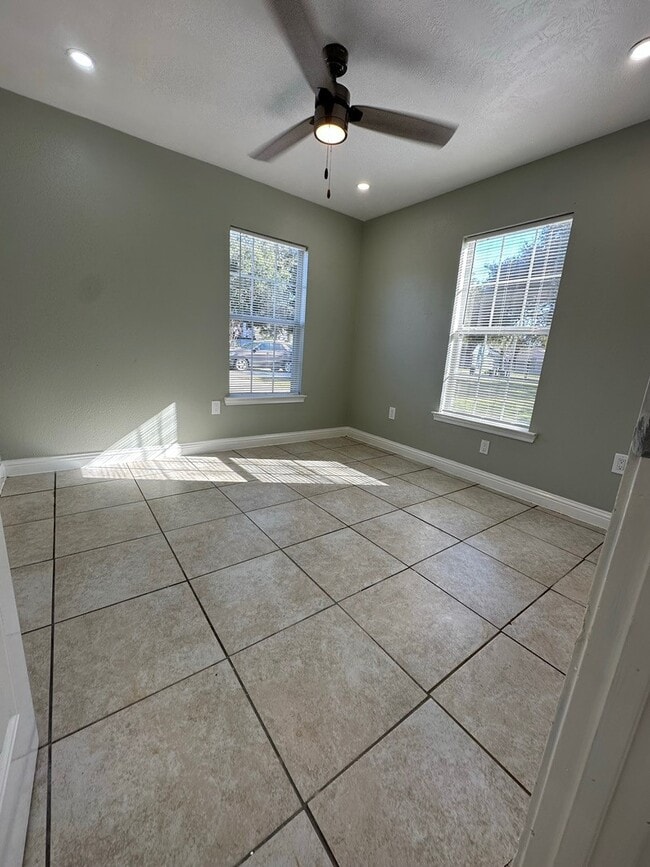 7309 Moline St in Houston, TX - Building Photo - Building Photo