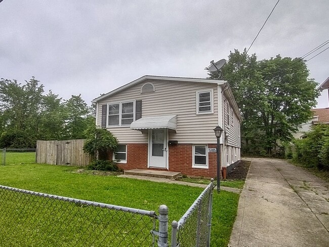 property at 15005 Lawndale Ave