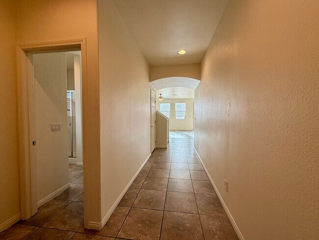 5821 Beluga Bay St in North Las Vegas, NV - Building Photo - Building Photo