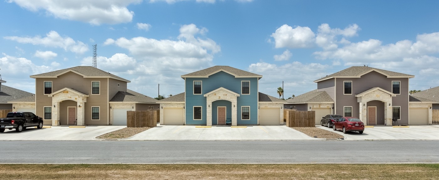 20446 Westfield Dr in Harlingen, TX - Building Photo