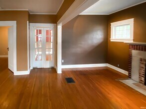 807 N Lincoln St in Bloomington, IN - Building Photo - Building Photo