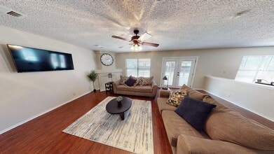 8827 Rue De Lis in San Antonio, TX - Building Photo - Building Photo