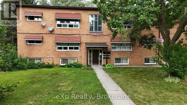 342 Kiwanis Park Dr in London, ON - Building Photo - Building Photo