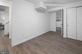 8652 Worn Mountain Way in Columbia, MD - Building Photo - Building Photo