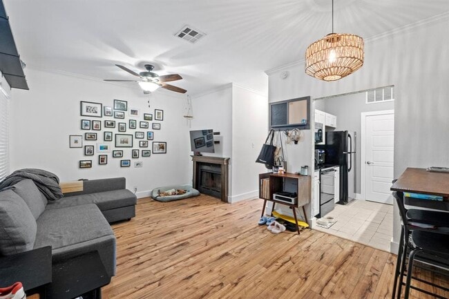 property at 2804 Rio Grande St