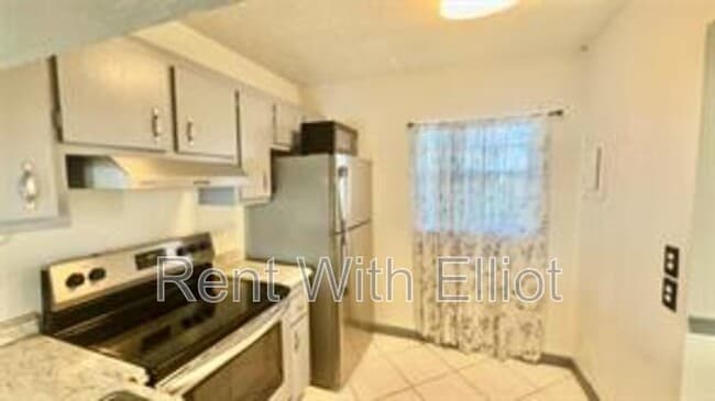property at 9340 Lagoon Pl