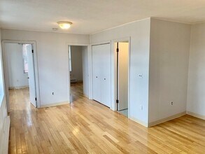 1 Noyes Pl in Boston, MA - Building Photo - Building Photo