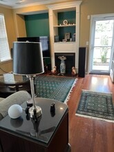 5312 Hayton Way in Virginia Beach, VA - Foto de edificio - Building Photo