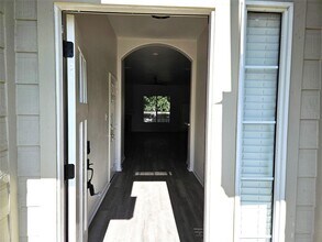 202 N Pauley Dr in Hutto, TX - Building Photo - Building Photo
