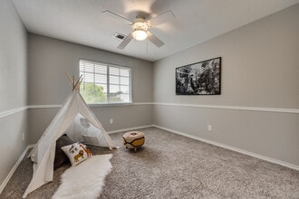 4231 Crestedge Dr in Carrollton, TX - Building Photo - Building Photo