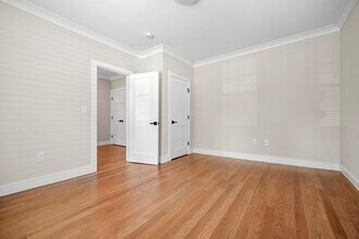 44 Iffley Rd in Boston, MA - Building Photo - Building Photo