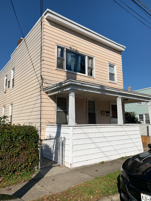 property at 2511 6th Ave