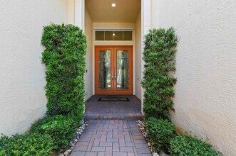 2350 Bellarosa Circle in West Palm Beach, FL - Building Photo - Building Photo