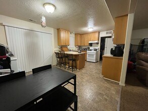 187 S 200 E in Cedar City, UT - Building Photo - Building Photo
