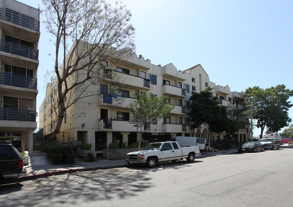 Royal Cedros in Panorama City, CA - Building Photo