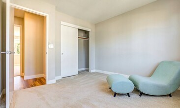 300 Granada in Mountain View, CA - Building Photo - Building Photo