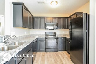 10511 Katie Creek Ct in Charlotte, NC - Foto de edificio - Building Photo