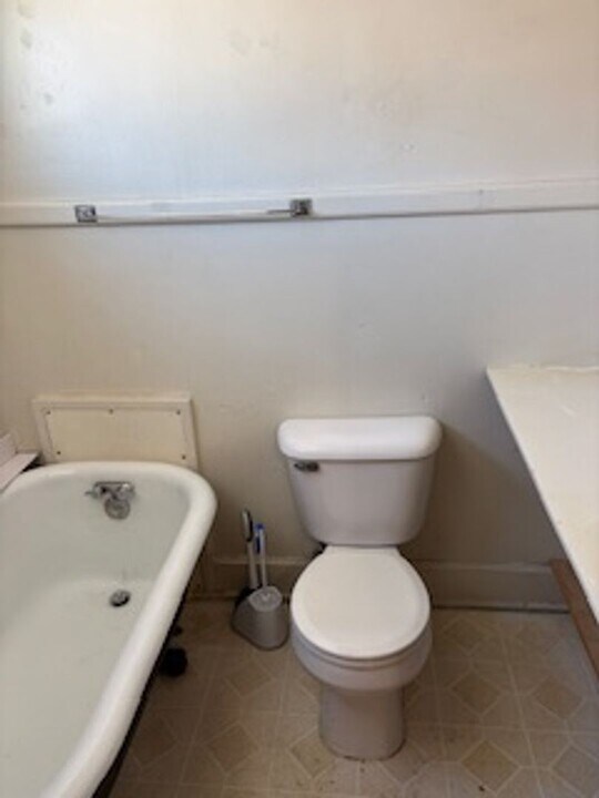 305 1/2 Ricker St in Waterloo, IA - Foto de edificio