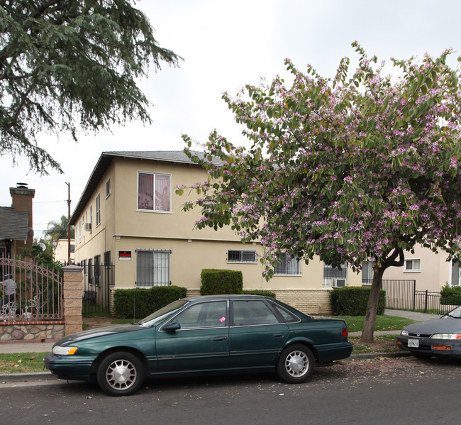 14123 Delano St in Van Nuys, CA - Building Photo - Building Photo