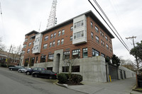 Gilbert House Apartments in Seattle, WA - Building Photo - Building Photo