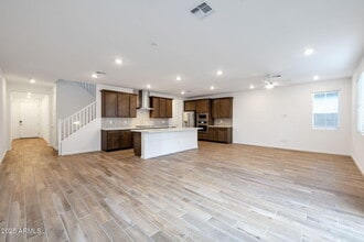 2468 W Rowel Rd in Phoenix, AZ - Building Photo - Building Photo