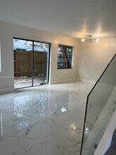 11861 SW 18th St in Miami, FL - Building Photo - Building Photo