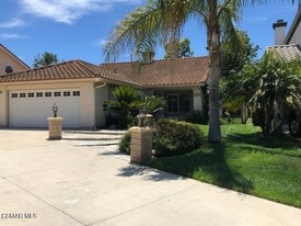 1432 Sappanwood Ave in Thousand Oaks, CA - Building Photo