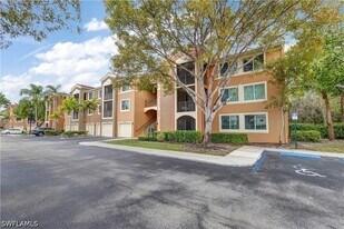 1105 Reserve Ct in Naples, FL - Building Photo