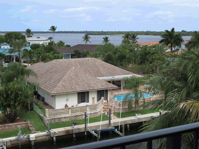 109 Paradise Harbour Blvd-Unit -515 in North Palm Beach, FL - Building Photo - Building Photo