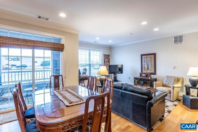 1051 Glenwood Station Ln in Charlottesville, VA - Building Photo - Building Photo