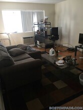 34 Gardner St, Unit 22 in Boston, MA - Foto de edificio - Building Photo