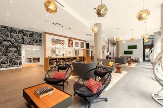 1090 Rue de Bleury in Montréal, QC - Building Photo - Building Photo