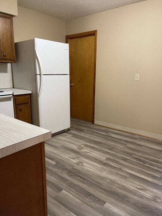 801 S 5th St in Savannah, MO - Building Photo