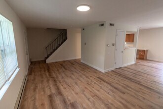 3310 Belle Meade Dr in Columbia, MO - Building Photo - Building Photo