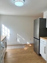 1491 Elm St, Unit 4 in Stratford, CT - Building Photo - Building Photo